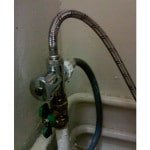 Кран для пральної машини: кутовий, прохідний (особливості вибору)