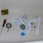 Злив для ванної: установка своїми руками