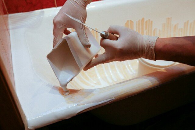 Емаль для ванни в балончиках, огляд моделей та їх особливостей