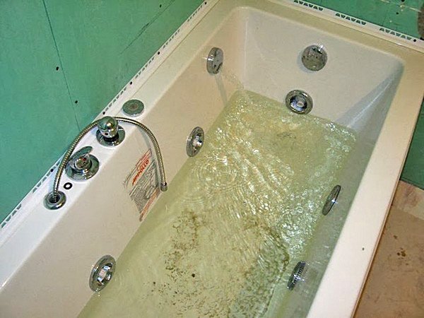 Ванна джакузі: критерії вибору та самостійна установка Ванна джакузі: критерії вибору та самостійна установка