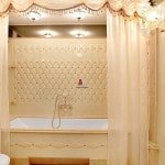 Як класти плитку у ванній правильно