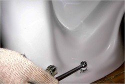 Як встановити і підключити до каналізації унітаз: інструкція та відео Як встановити і підключити до каналізації унітаз: інструкція та відео