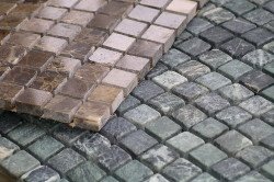 Облицювання ванни мозаїкою із скла та кераміки