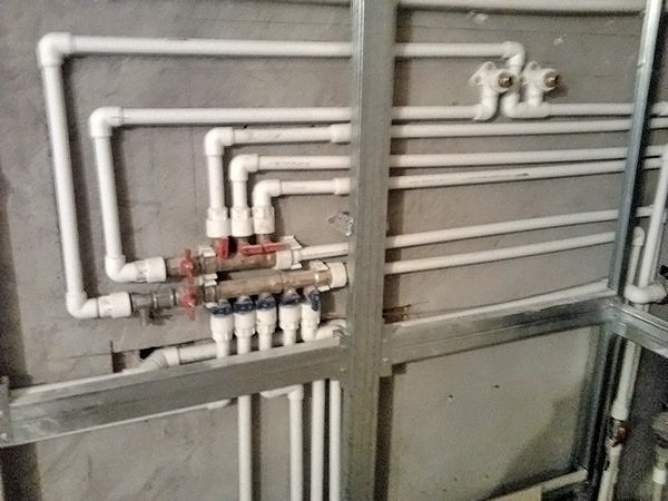 Які труби вибрати для водопроводу: різновиди матеріалу та їх особливості Які труби вибрати для водопроводу: різновиди матеріалу та їх особливості