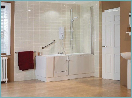 Пристосування для інвалідів і літніх людей: поручні для ванної та туалету, змішувач, підйомні механізми, стільчик, ванна з дверцятами та інші аксесуари, фото