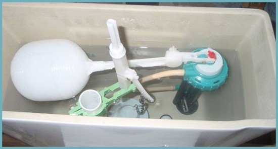 Ремонт унітазу: усуваємо текти зливного бачка