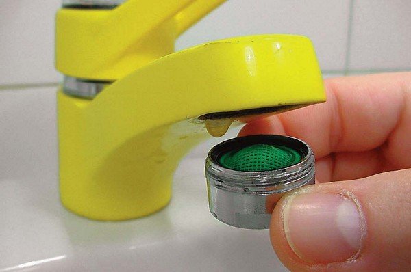 Аератор для крана: його можливості, пристрій і різновиди Аератор для крана: його можливості, пристрій і різновиди