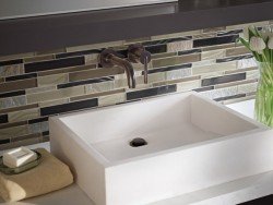 Накладна раковина на стільницю: вибираємо і встановлюємо своїми руками Накладна раковина на стільницю: вибираємо і встановлюємо своїми руками