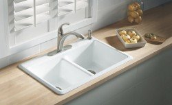 Підбираємо керамічну мийку для кухні