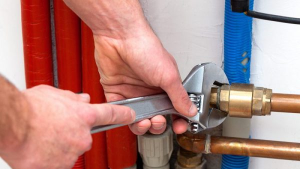 Як знести стіну між туалетом і ванною — покрокове відео та фото