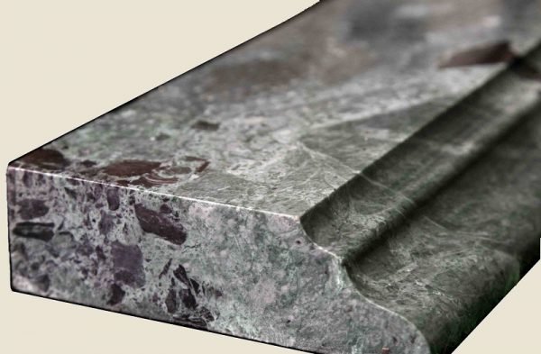 Плінтус для ванни на підлогу — вибір і установка (відео, фото)