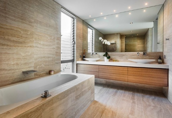 Настінна плитка у ванну кімнату, які є види і як вибрати