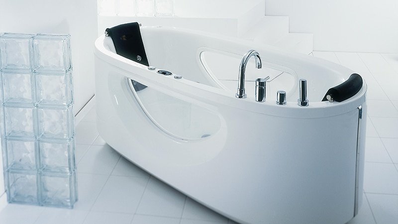 Ванна акрилова кутова: розміри і форми