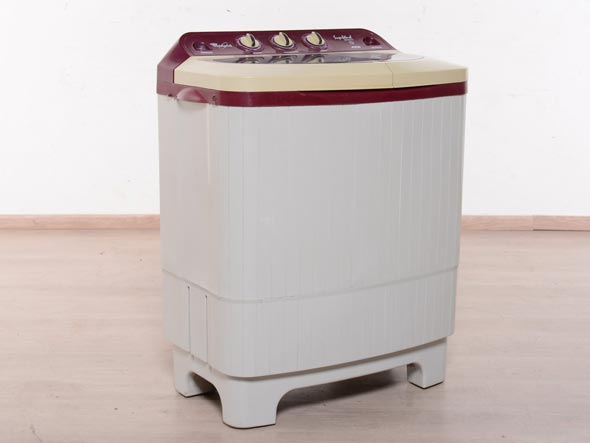 Пральна машина напівавтомат – поєднання економії та якості