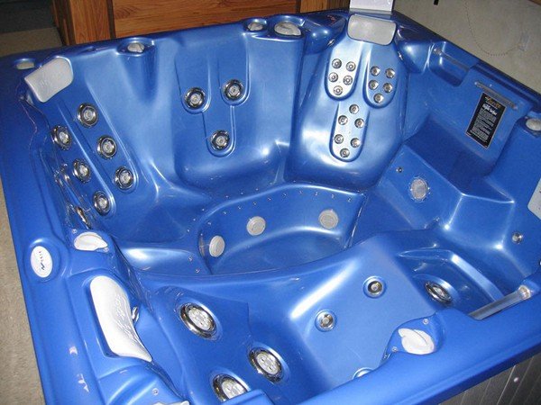 Ванна джакузі: критерії вибору та самостійна установка Ванна джакузі: критерії вибору та самостійна установка