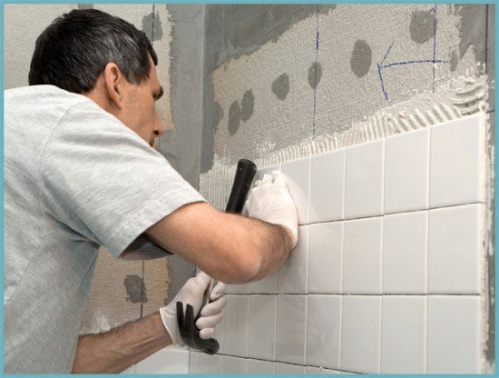 Як правильно зробити укладання плитки у ванній кімнаті своїми руками