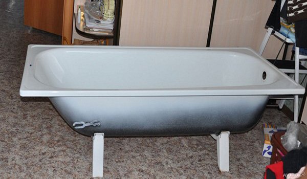 Ванна сталева: різновиди, основи вибору і принцип установки