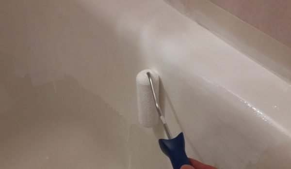 Емаль для ванної — як покрити ванну емаллю своїми руками (фото, відео)