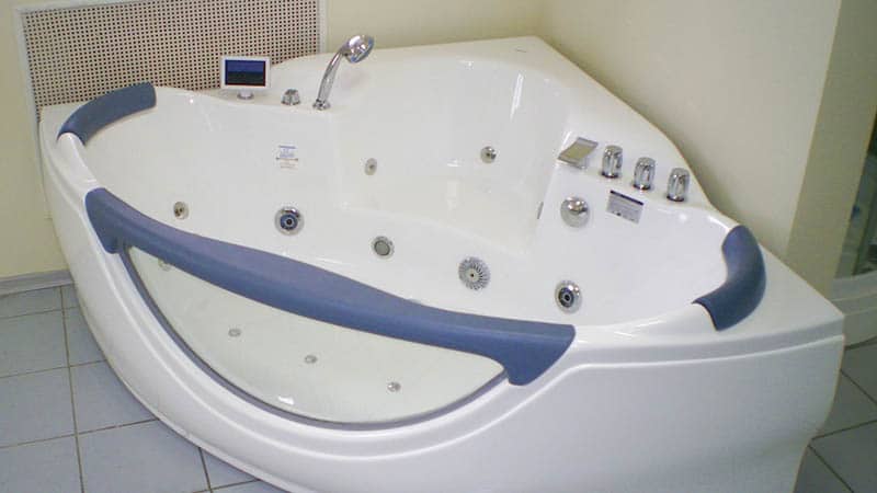 Гідромасажні ванни: відгуки та поради з вибору