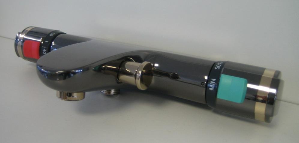 Змішувач з термостатом для ванни з душем, які є види