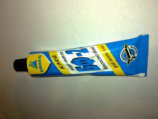 Чим і як закрити скол на емальованої ванни своїми руками — відео і фото