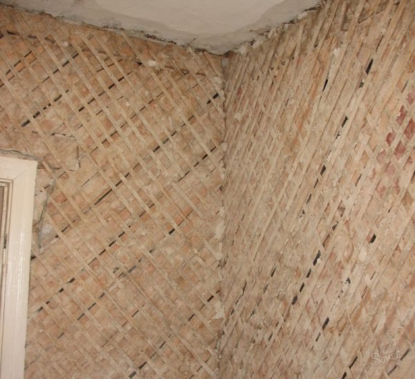 Чому тріскається плитка у ванній на стіні — причини і усунення тріщин (відео, фото)