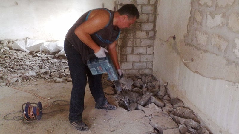 Гідроізоляція ванної кімнати під плитку: що краще