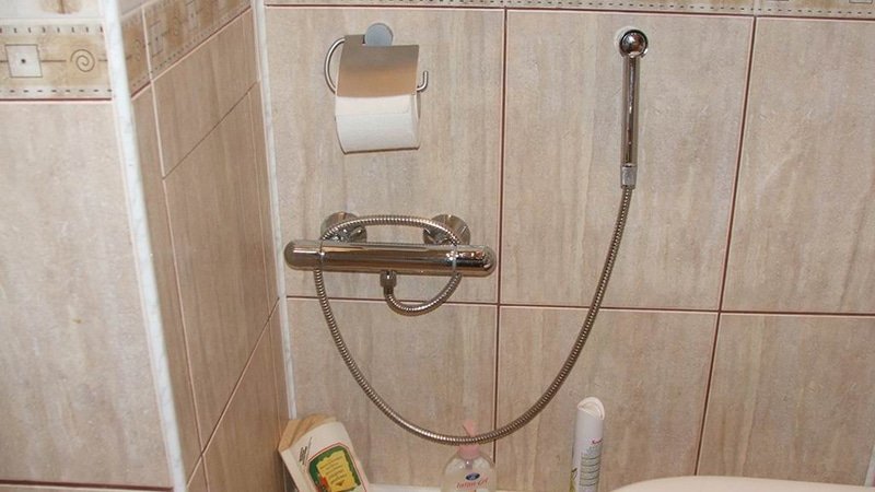 Змішувач для біде з гігієнічним душем