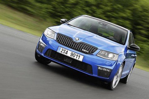 Рейтинг кращих автомобілів до 900 000