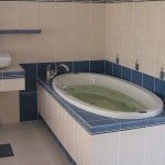 Як обкласти ванну плиткою: фото роботи своїми руками