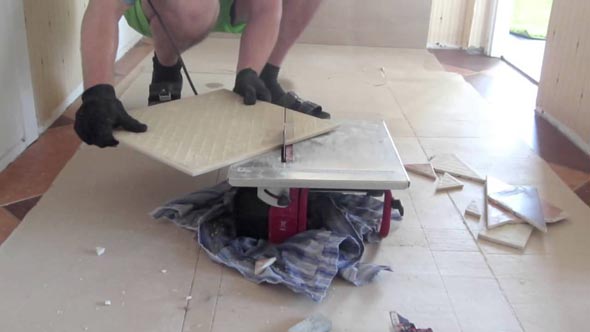 Чим можна свердлити керамограніт?