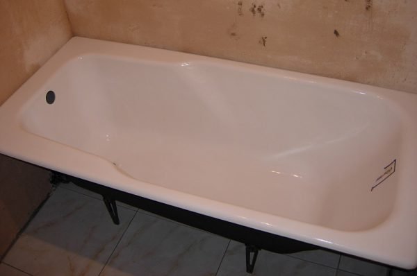 Як вибрати сталеву ванну