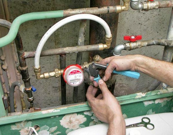 Як встановити лічильник на воду: необхідні матеріали та інструменти, послідовність виконання робіт Як встановити лічильник на воду: необхідні матеріали та інструменти, послідовність виконання робіт