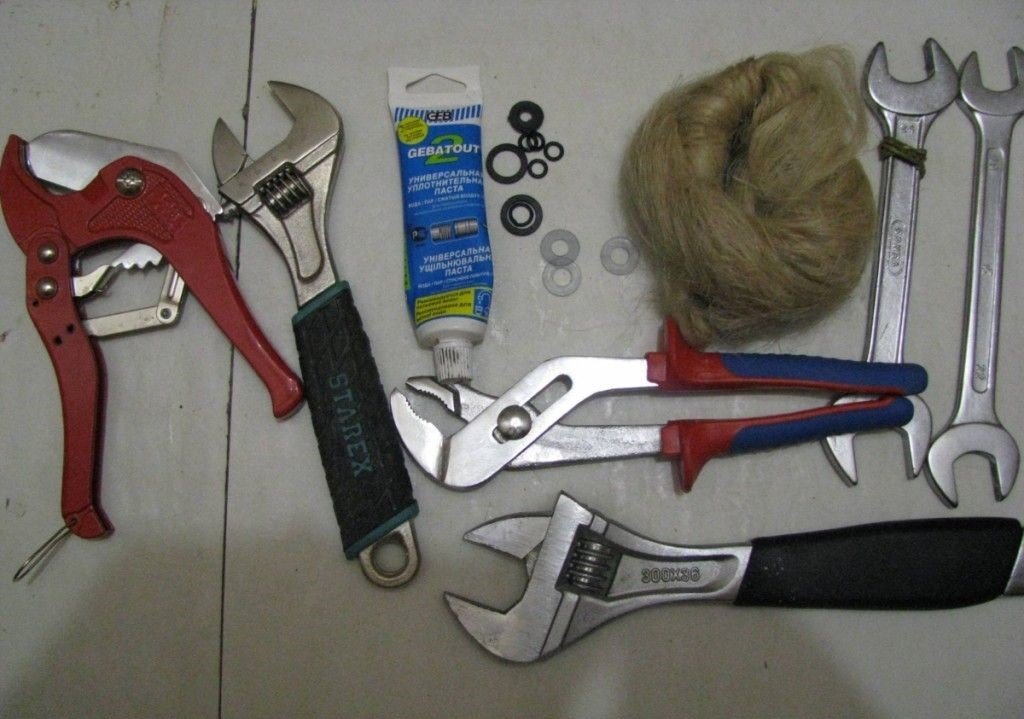 Особливості встановлення лічильника води: технологія монтажу та комплектуючі