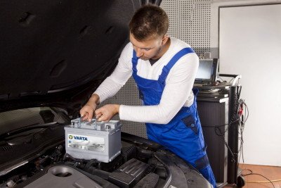 Процедура відновлення акумулятора автомобіля