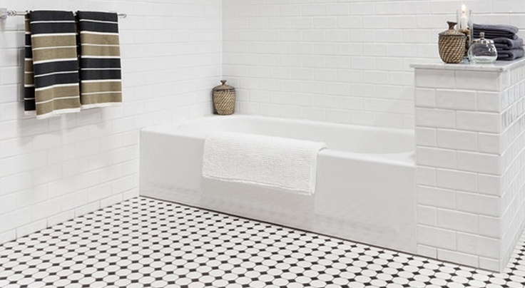 Настінна плитка у ванну кімнату, які є види і як вибрати