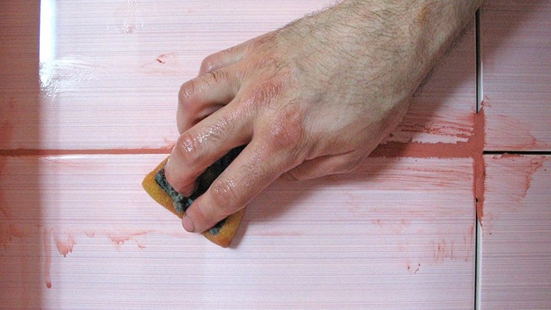 Затирка швів плитки: чим і затирка швів плитки у ванній своїми руками