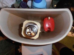 Як позбутися від постійного конденсату на бачку унітаза Як позбутися від постійного конденсату на бачку унітаза