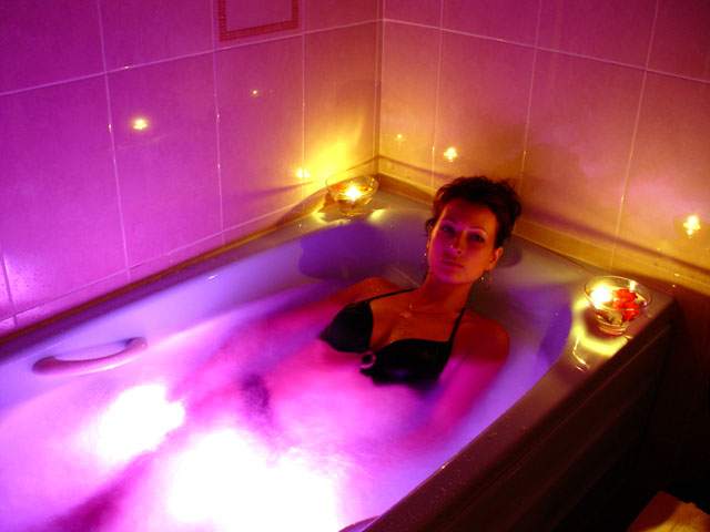 Поради експертів: як правильно вибрати кращу акрилову ванну?