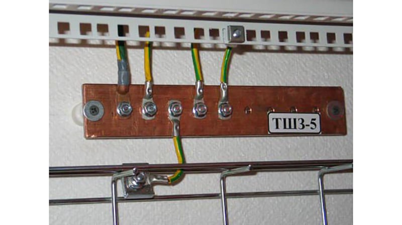 Заземлення ванни: навіщо потрібно це робити