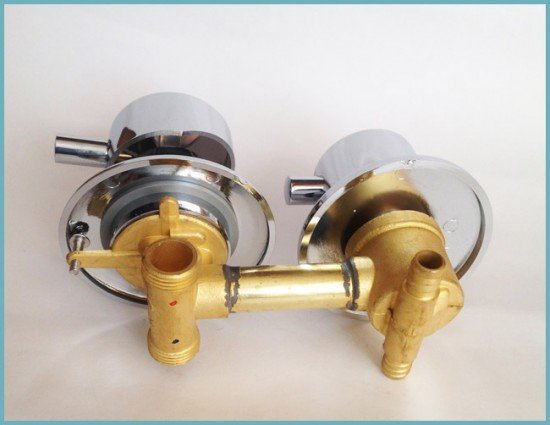 Як правильно вибрати змішувач для душу та душовий кабіни