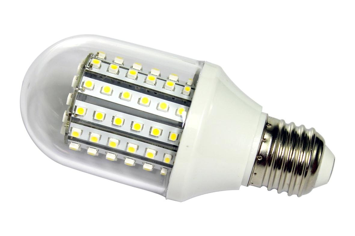 Світильник в ванну кімнату над дзеркалом, нюанси вибору