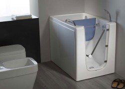 Сидячі ванни – оптимальне рішення для маленьких ванних: розміри, ціни на популярні моделі