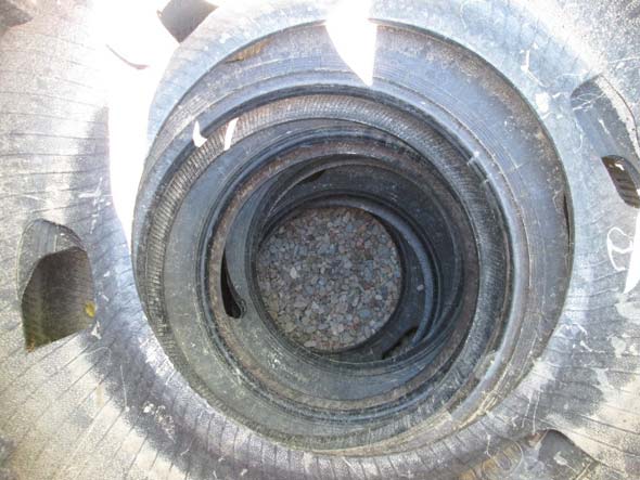 Економічна зливна яма з покришок своїми руками: поетапна технологія пристрою