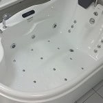 Акрилові ванни: як правильно вибрати Акрилові ванни: як правильно вибрати