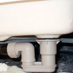 Підключення душової кабіни до водопроводу і каналізації своїми руками