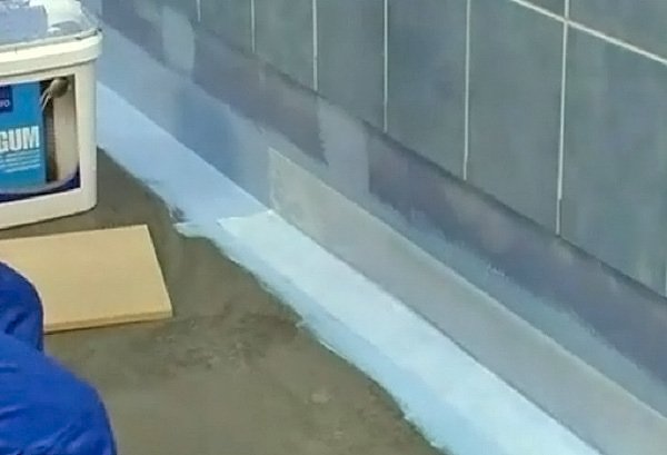 Гідроізоляція підлоги у ванній: призначення, пристрій і монтаж своїми руками