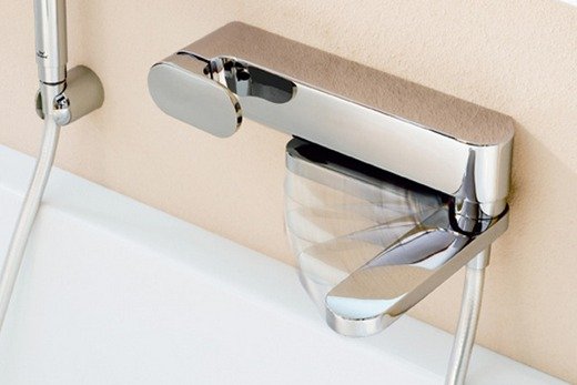 Змішувач з термостатом для ванни з душем, які є види