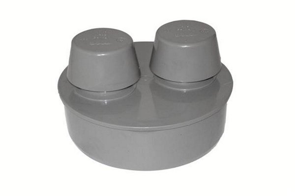 Запах каналізації у ванній: причини та способи їх усунення