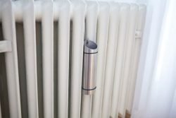 Мікроклімат в будинку: зволожувач повітря на батарею